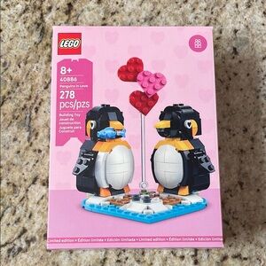 NISB Lego Penguins in Love
